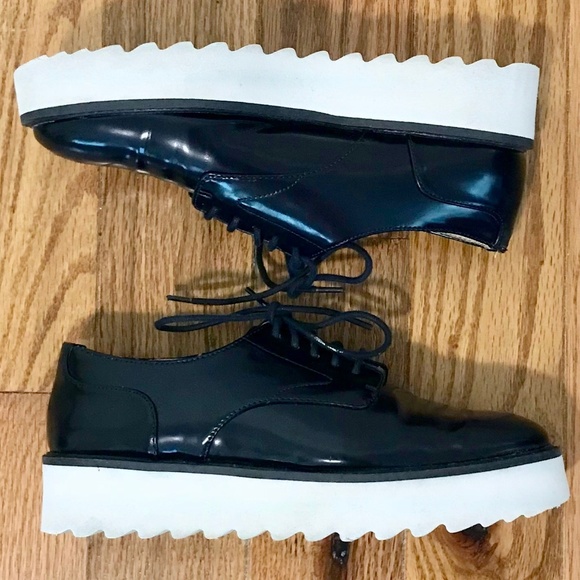 Zara Shoes - Zara Basic Collection Patent Navy Platform Oxfords
